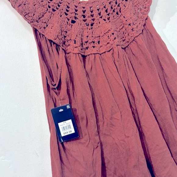 Women’s - Picture 3 of 3